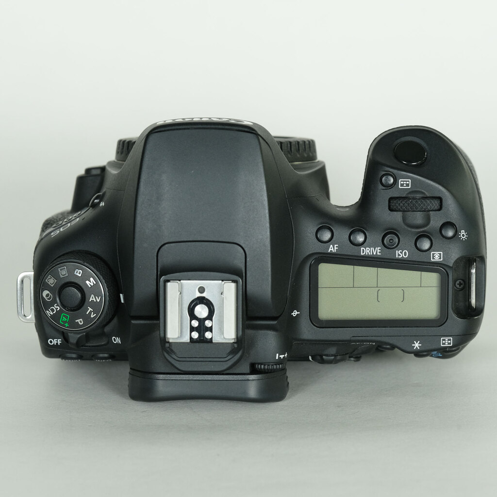 Canon EOS 90D
