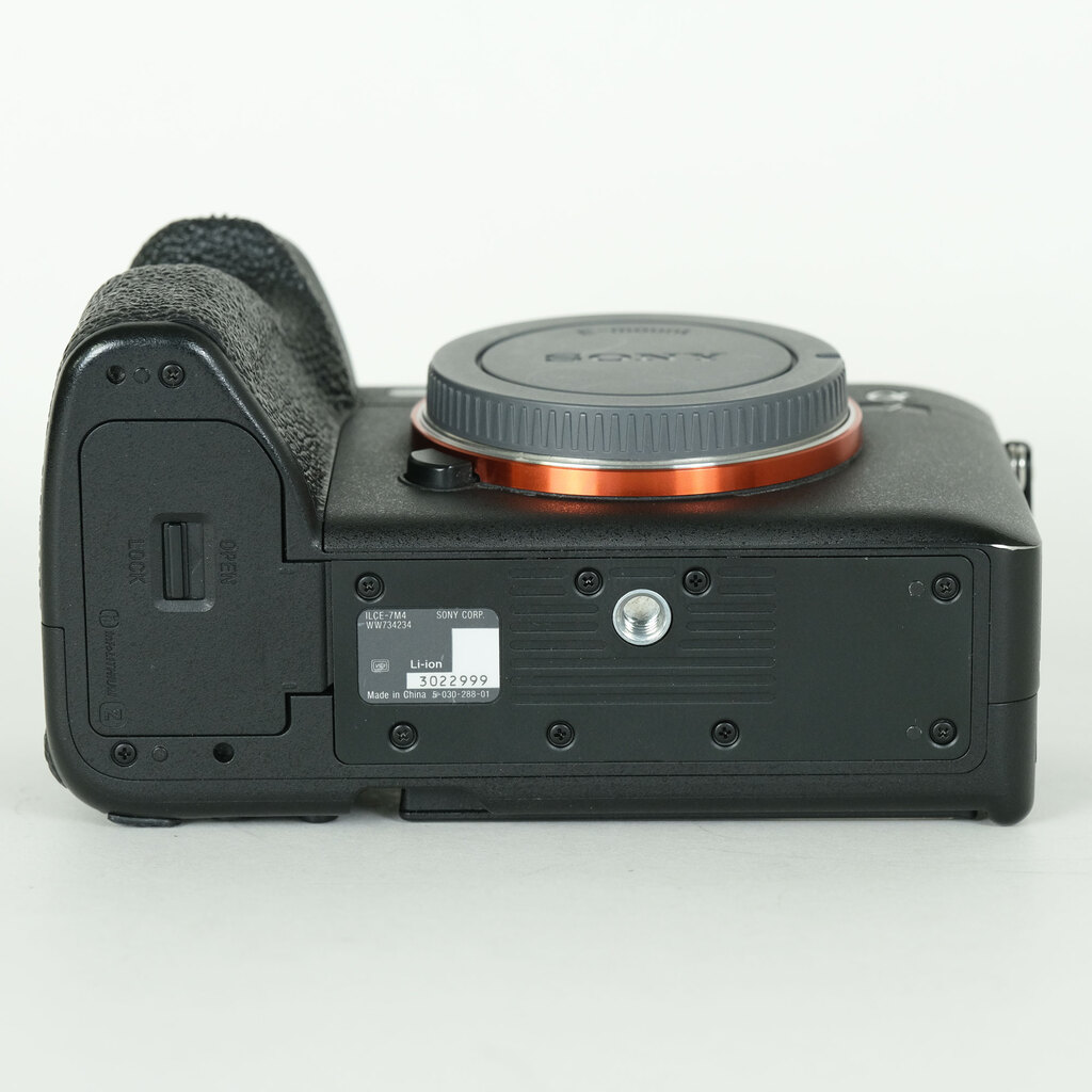 SONY α7 IV(ILCE-7M4) SONY α7 IV(ILCE-7M4)