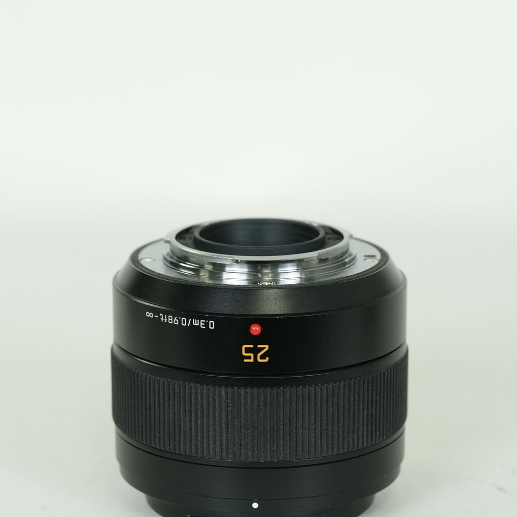 Panasonic LEICA DG SUMMILUX 25mm/F1.4 II ASPH. Panasonic LEICA DG SUMMILUX 25mm/F1.4 II ASPH.