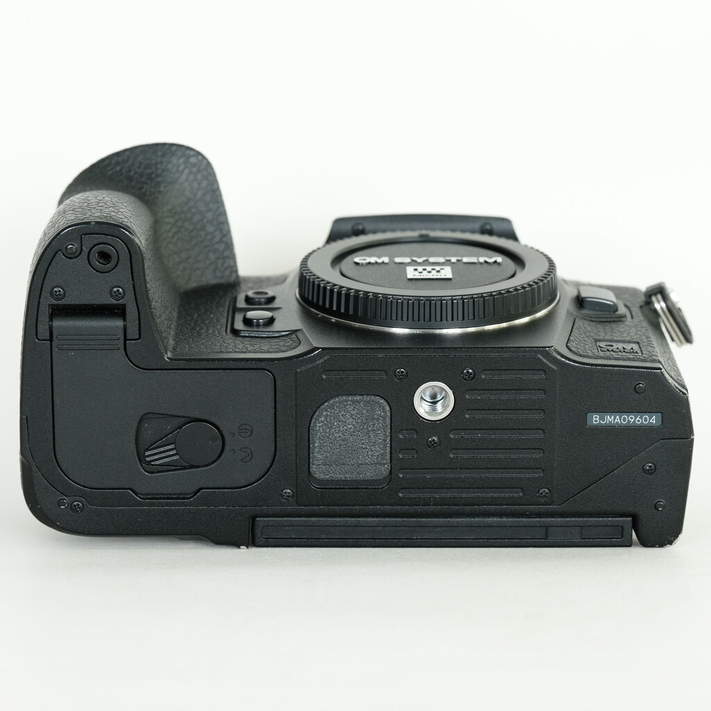 OM SYSTEM OM-1