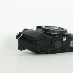 OLYMPUS OM-D E-M5 Mark II