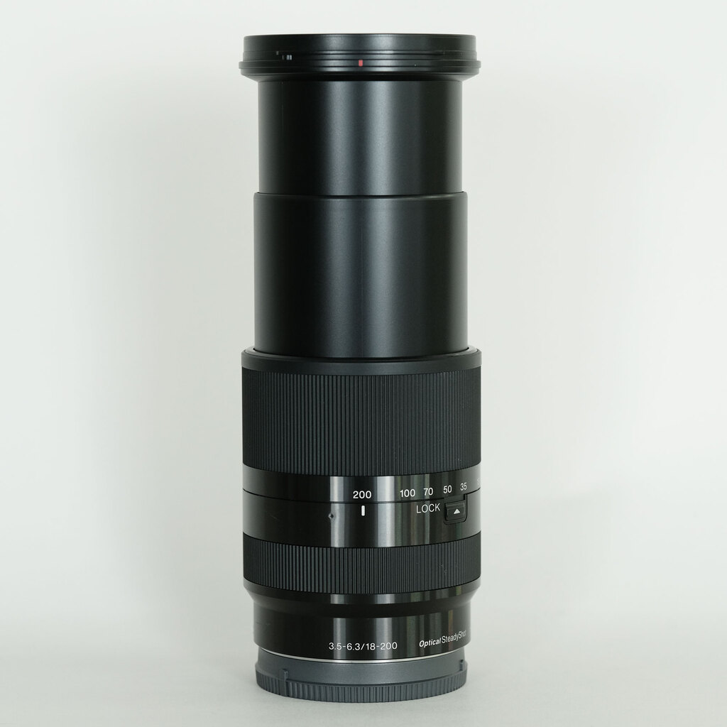 SONY E18-200mm F3.5-6.3 OSS LE SEL18200LE