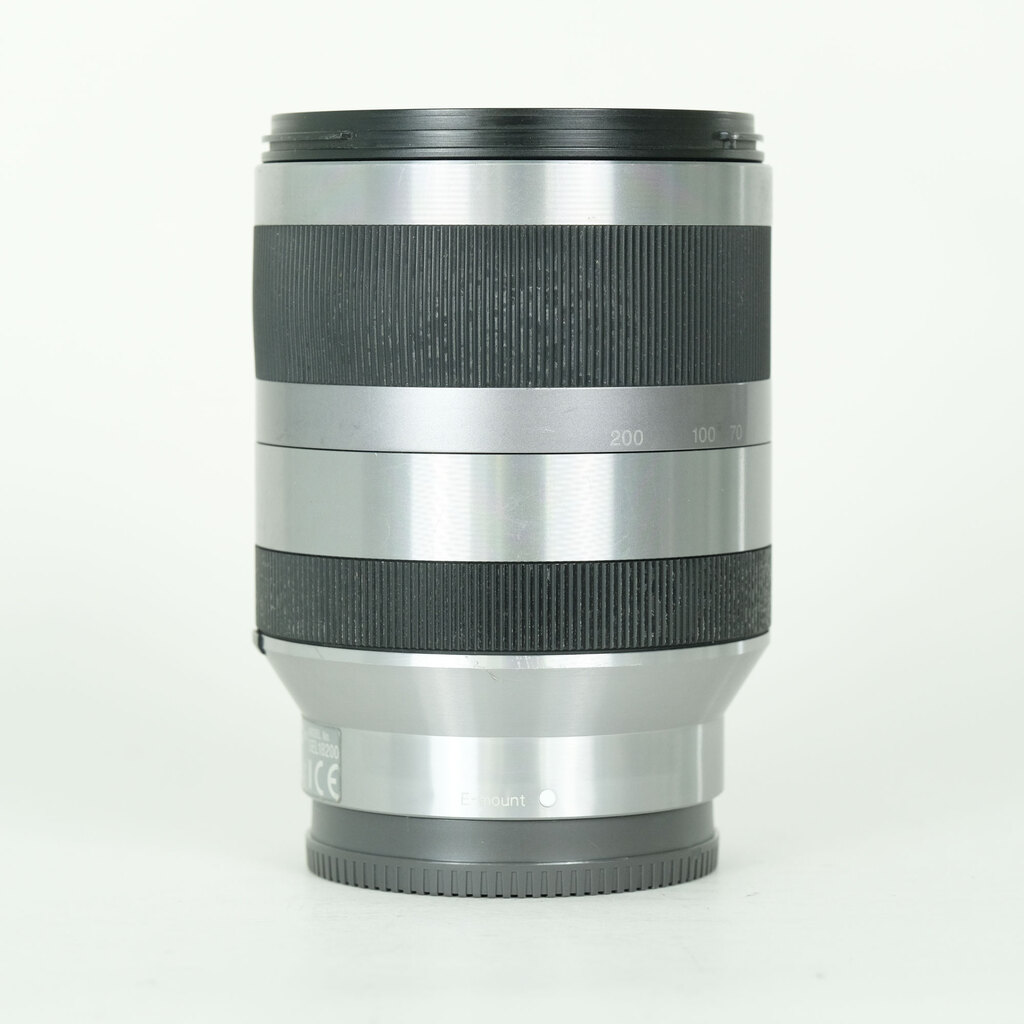 SONY E18-200mm F3.5-6.3 OSS SEL18200
