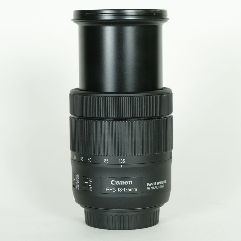 Canon EF-S18-135mm F3.5-5.6 IS USM