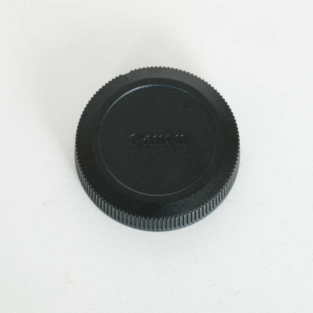 Canon RF-S 18-45mm F4.5-6.3 IS STM