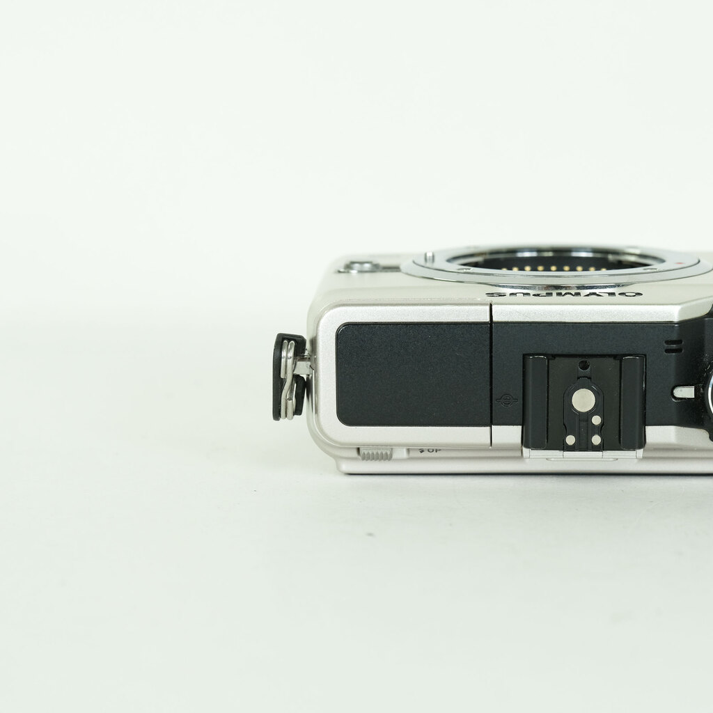 OLYMPUS PEN Lite E-PL2 ボディ シャンパンゴールド