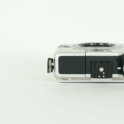 OLYMPUS PEN Lite E-PL2 ボディ シャンパンゴールド