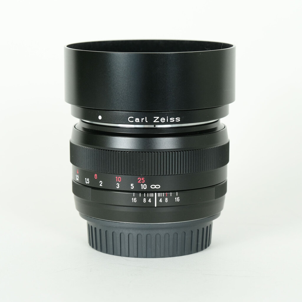 Carl Zeiss Planar T* 50mm F1.4 ZE [キヤノンEF用]