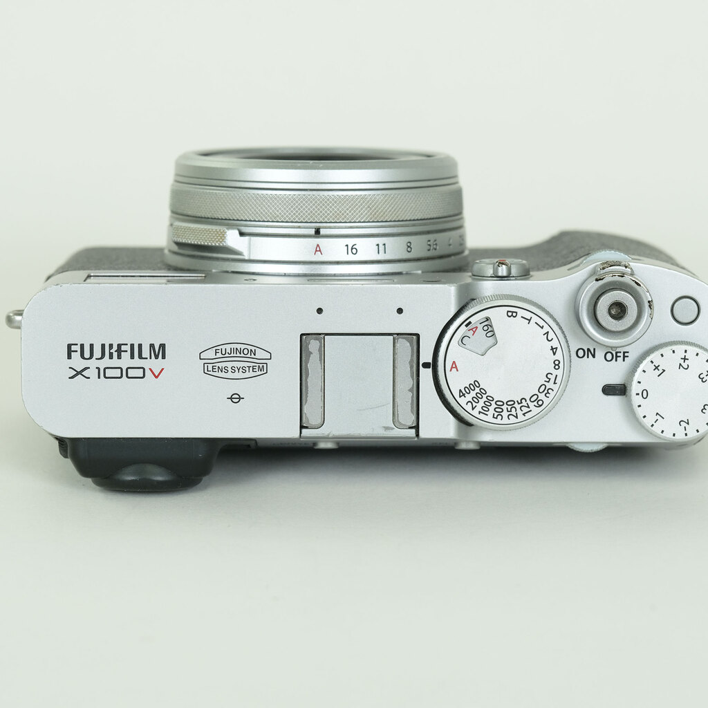 FUJIFILM X100V シルバー FUJIFILM X100V シルバー