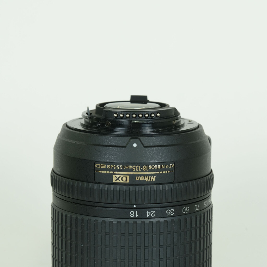 Nikon AF-S DX ED 18-135mm F3.5-5.6 G(IF)