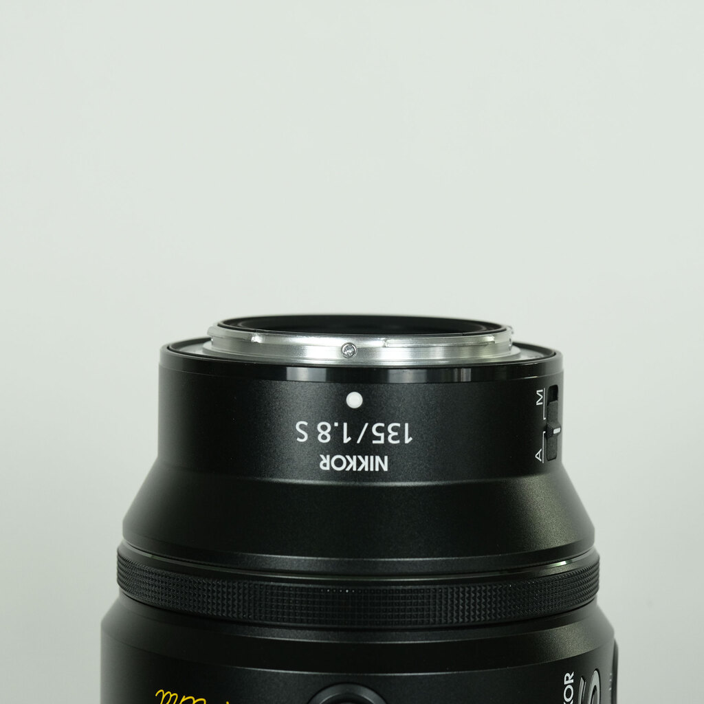 Nikon NIKKOR Z 135mm f/1.8 S Plena