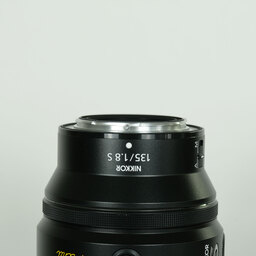Nikon NIKKOR Z 135mm f/1.8 S Plena