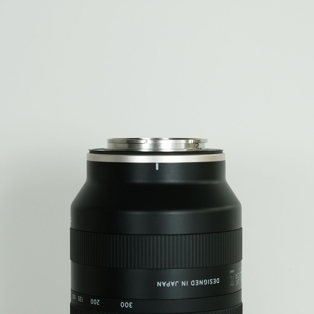TAMRON 70-300mm F/4.5-6.3 Di III RXD (Model A047) [ソニーE用]