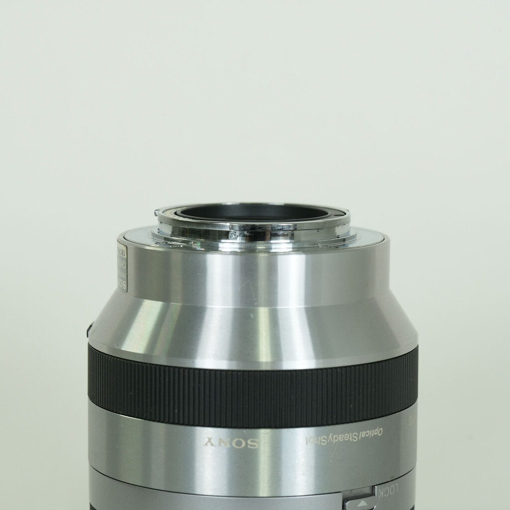 SONY E18-200mm F3.5-6.3 OSS SEL18200 SONY E18-200mm F3.5-6.3 OSS SEL18200