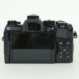 OLYMPUS OM-D E-M5 Mark III