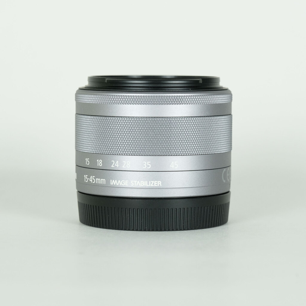 Canon EF-M15-45mm F3.5-6.3 IS STM [�V���o�[]