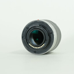 Panasonic LUMIX G VARIO 14-42mm F3.5-5.6II ASPH. MEGA O.I.S. シルバー H-FS1442A-S Panasonic LUMIX G VARIO 14-42mm F3.5-5.6II ASPH. MEGA O.I.S. シルバー H-FS1442A-S