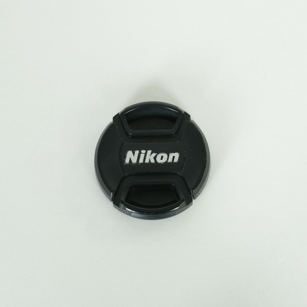 Nikon AF-S DX NIKKOR 18-55mm f3.5-5.6G VR II