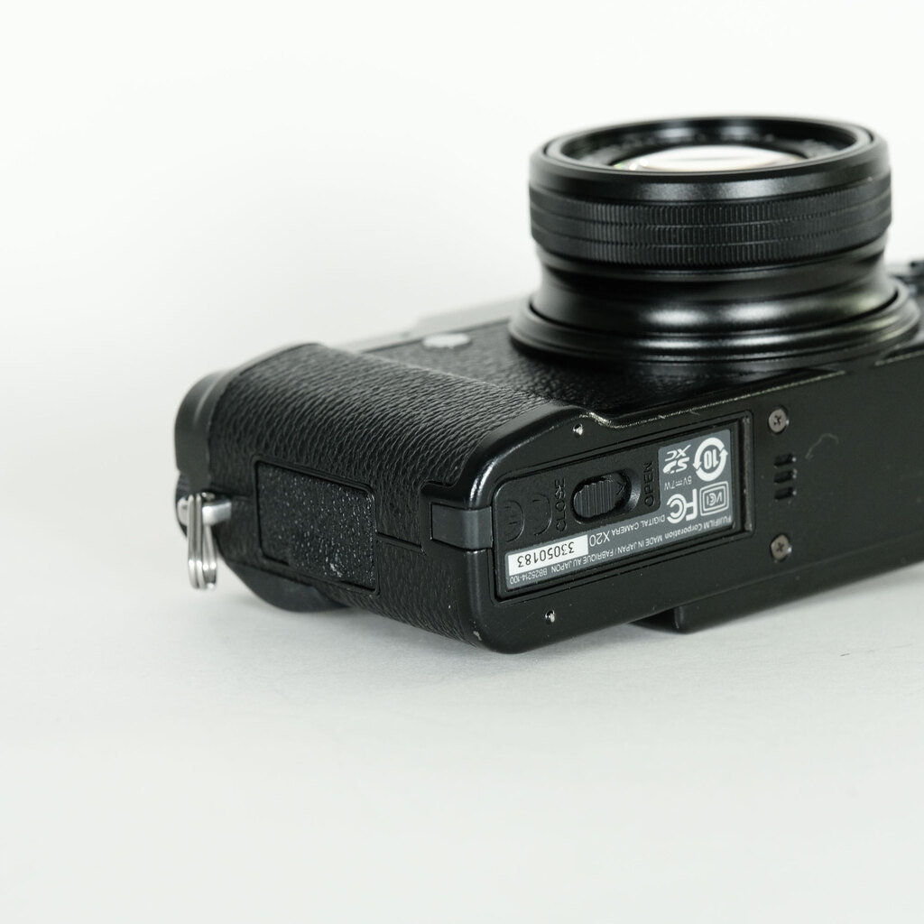 FUJIFILM X20 ブラック