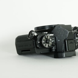 OLYMPUS OM-D E-M5 Mark II