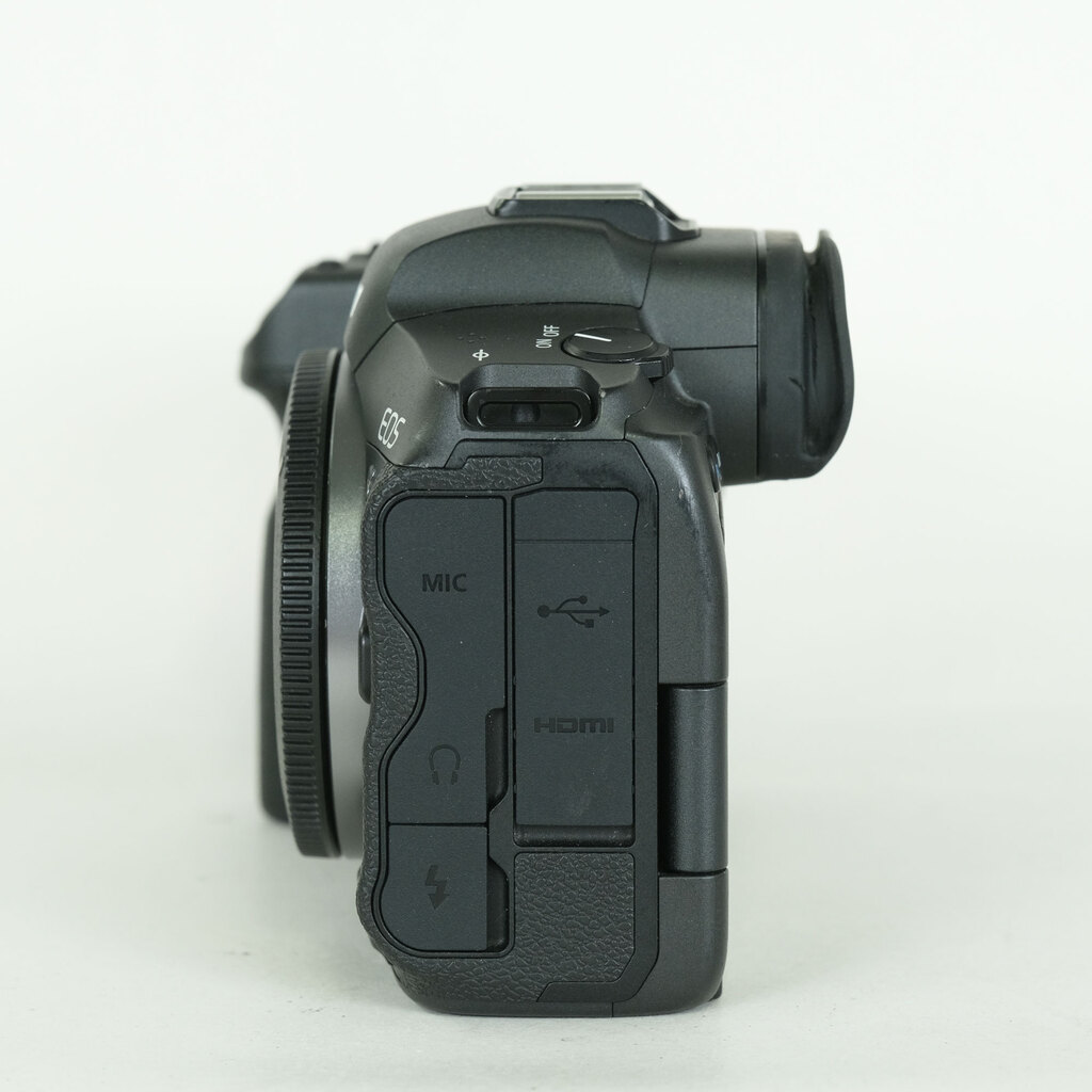 Canon EOS R5