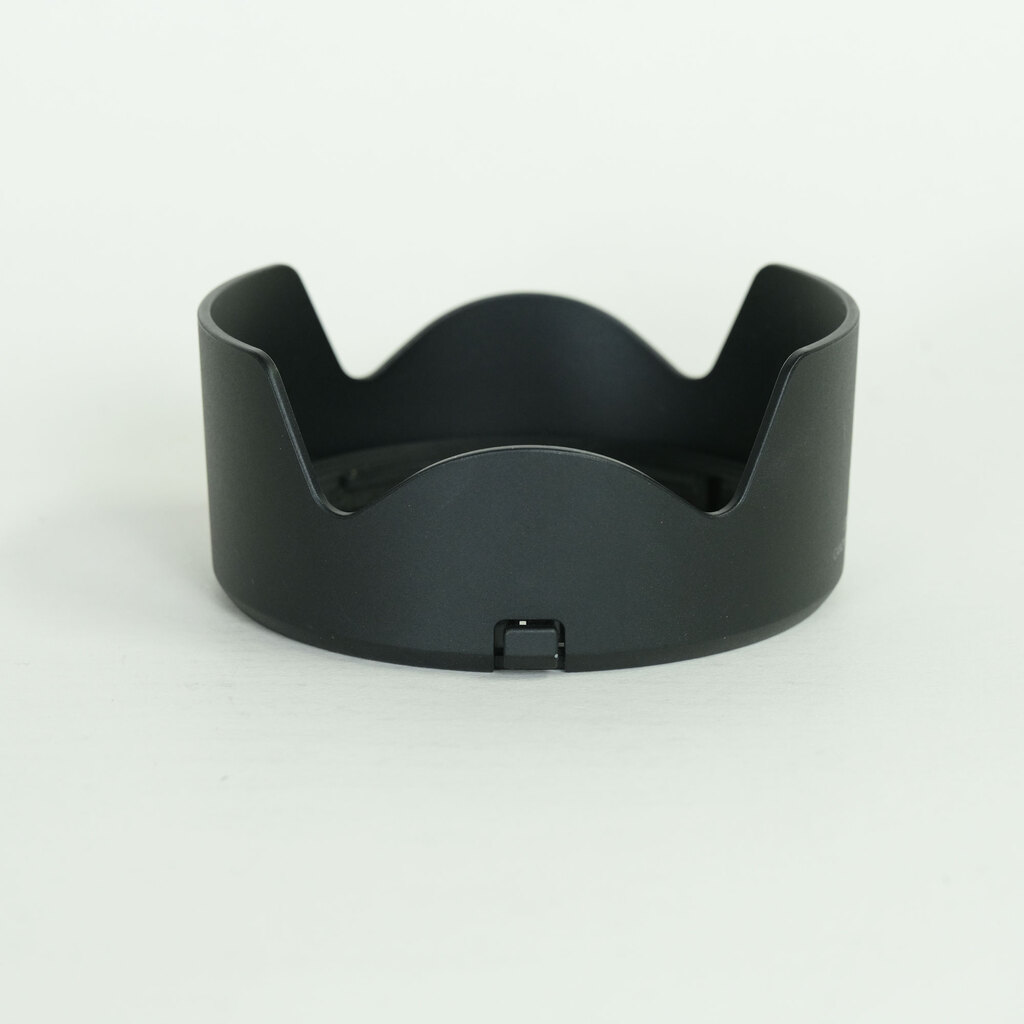 Canon EF-S18-135mm F3.5-5.6 IS USM