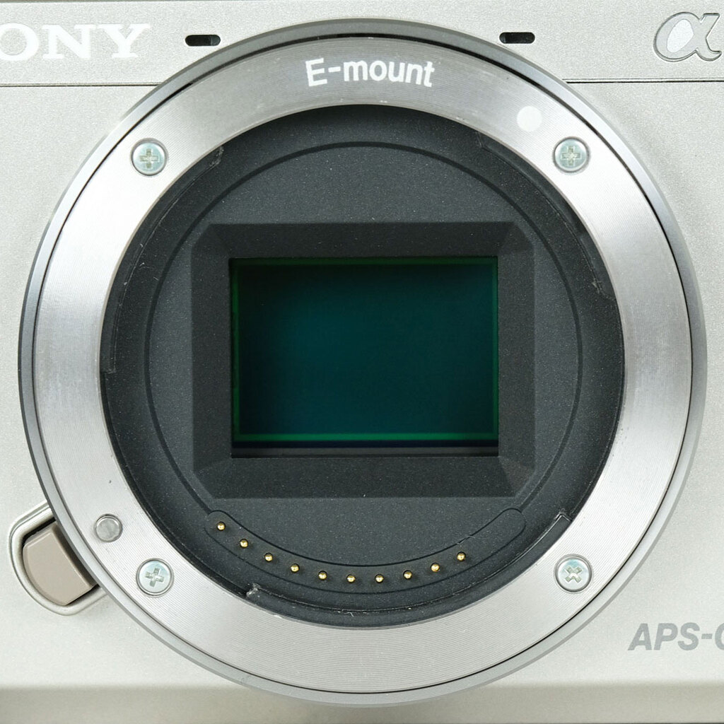 SONY α6000(ILCE-6000) SONY α6000(ILCE-6000)
