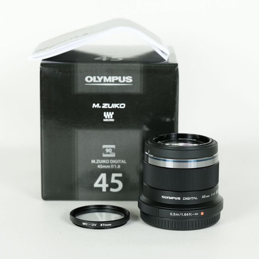OLYMPUS M.ZUIKO DIGITAL 45mm F1.8