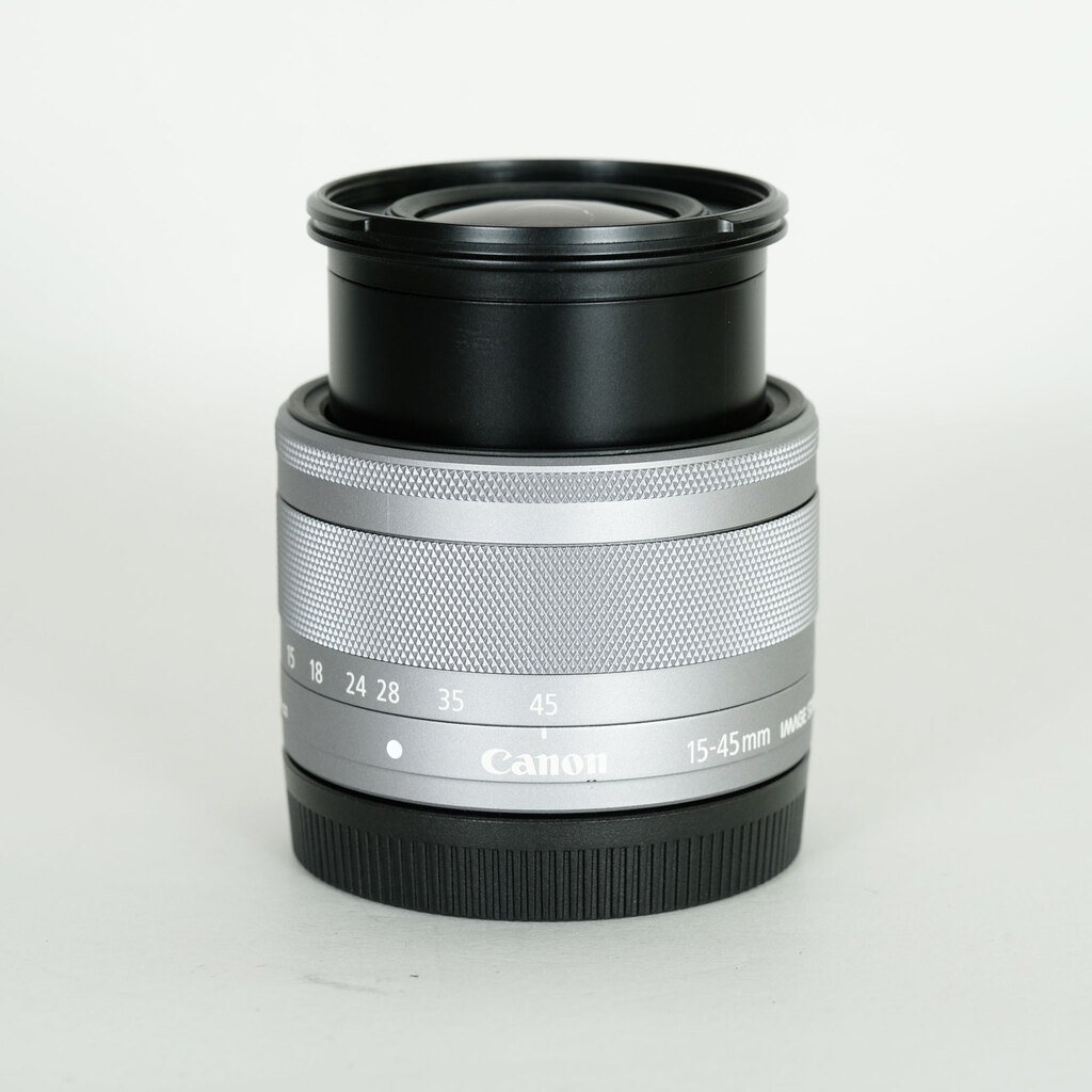 Canon EF-M15-45mm F3.5-6.3 IS STM