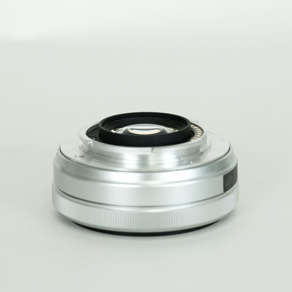 FUJIFILM XF27mm F2.8 シルバー