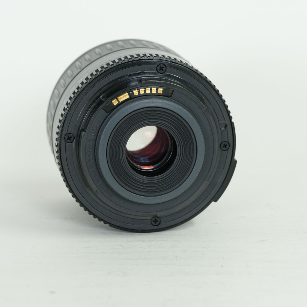 Canon EF-S 18-55mm F3.5-5.6 II USM