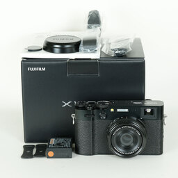 FUJIFILM X100VI