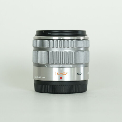 Panasonic LUMIX G VARIO 14-42mm F3.5-5.6II ASPH. MEGA O.I.S.  シルバー    H-FS1442A-S