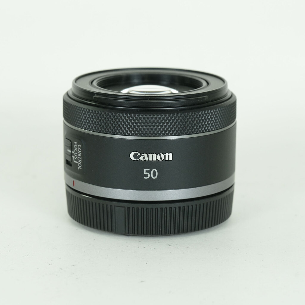 Canon RF50mm F1.8 STM