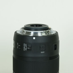 Canon EF-S18-135mm F3.5-5.6 IS USM