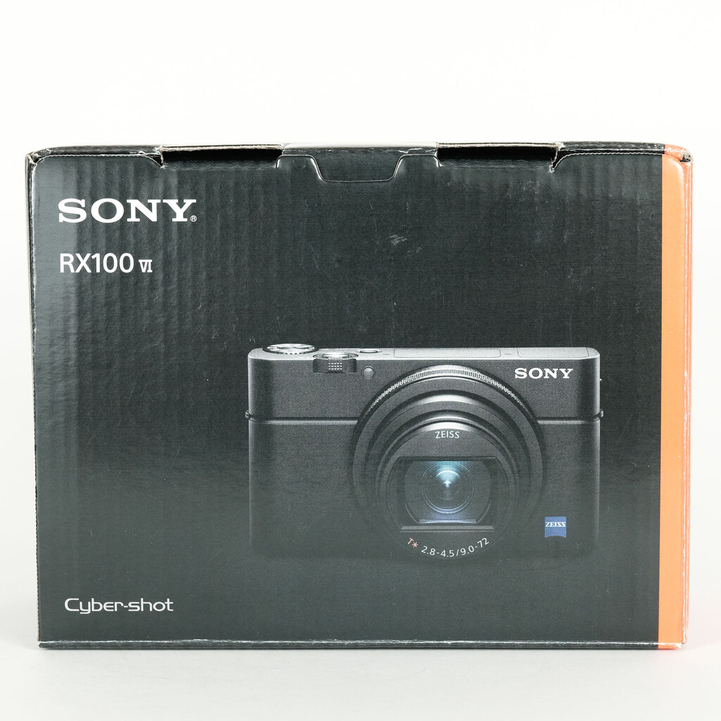 SONY Cyber-shot DSC-RX100M6