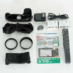 FUJIFILM X70 ブラック