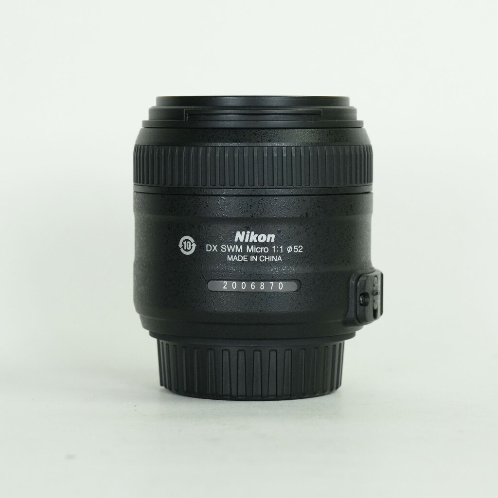 Nikon AF-S DX Micro NIKKOR 40mm f/2.8G