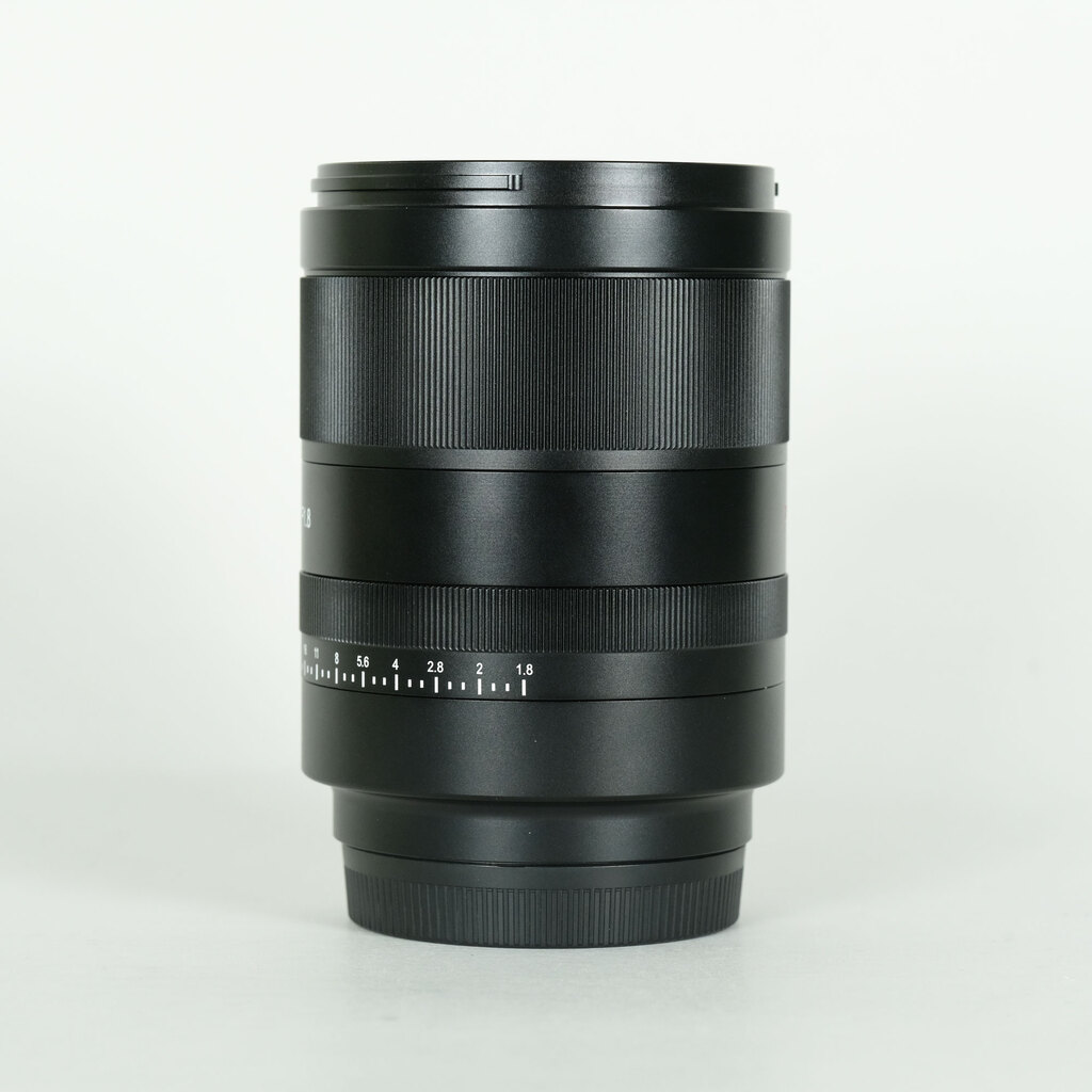 ���H�� 7Artisans 5018EB-AF 50mm F1.8 �\�j�[E�p