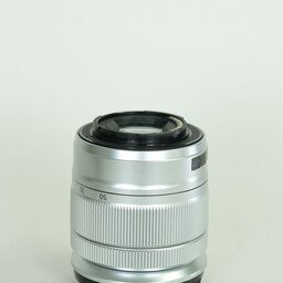 FUJIFILM フジノン XC16-50mm F3.5-5.6 OIS シルバー FUJIFILM フジノン XC16-50mm F3.5-5.6 OIS シルバー