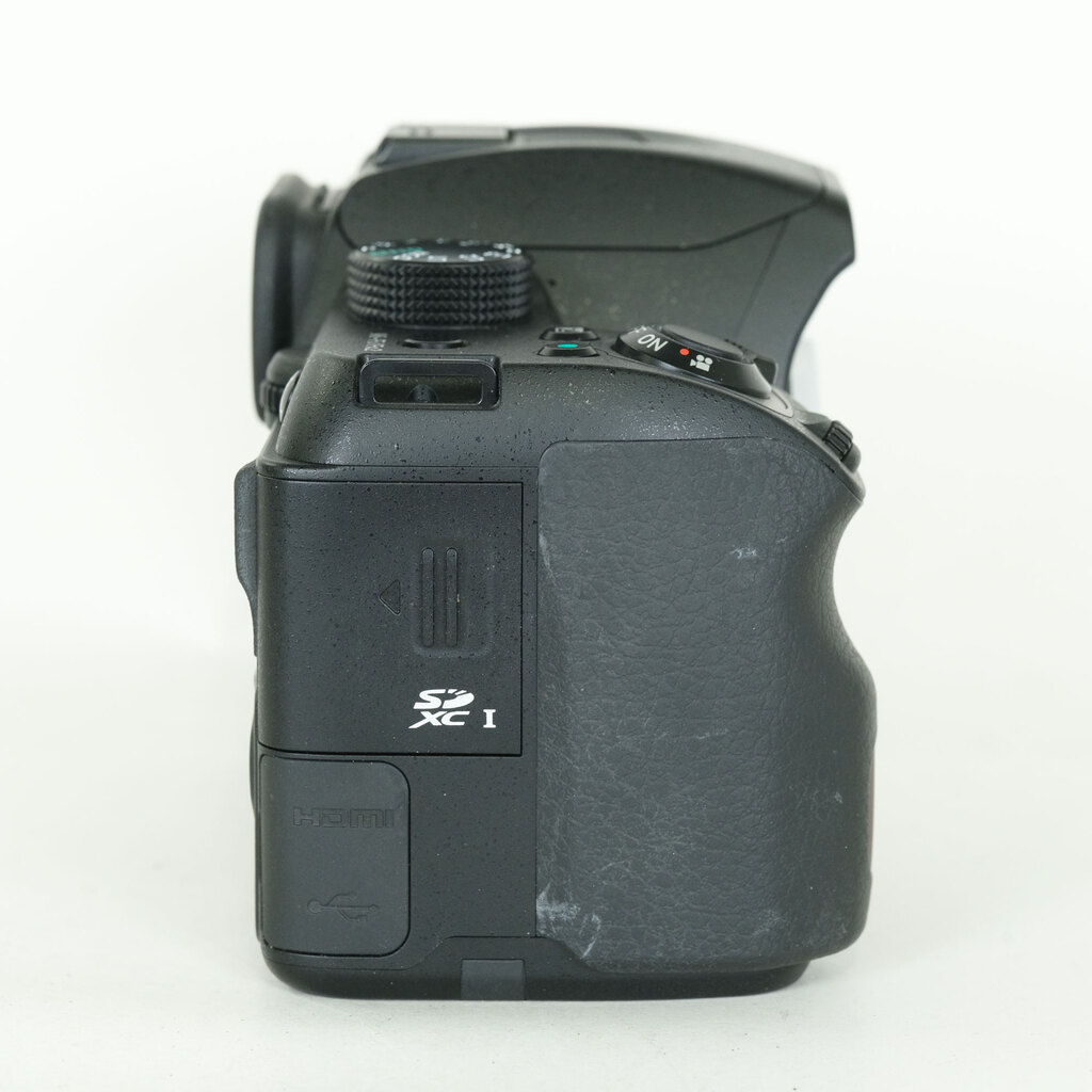 PENTAX KF