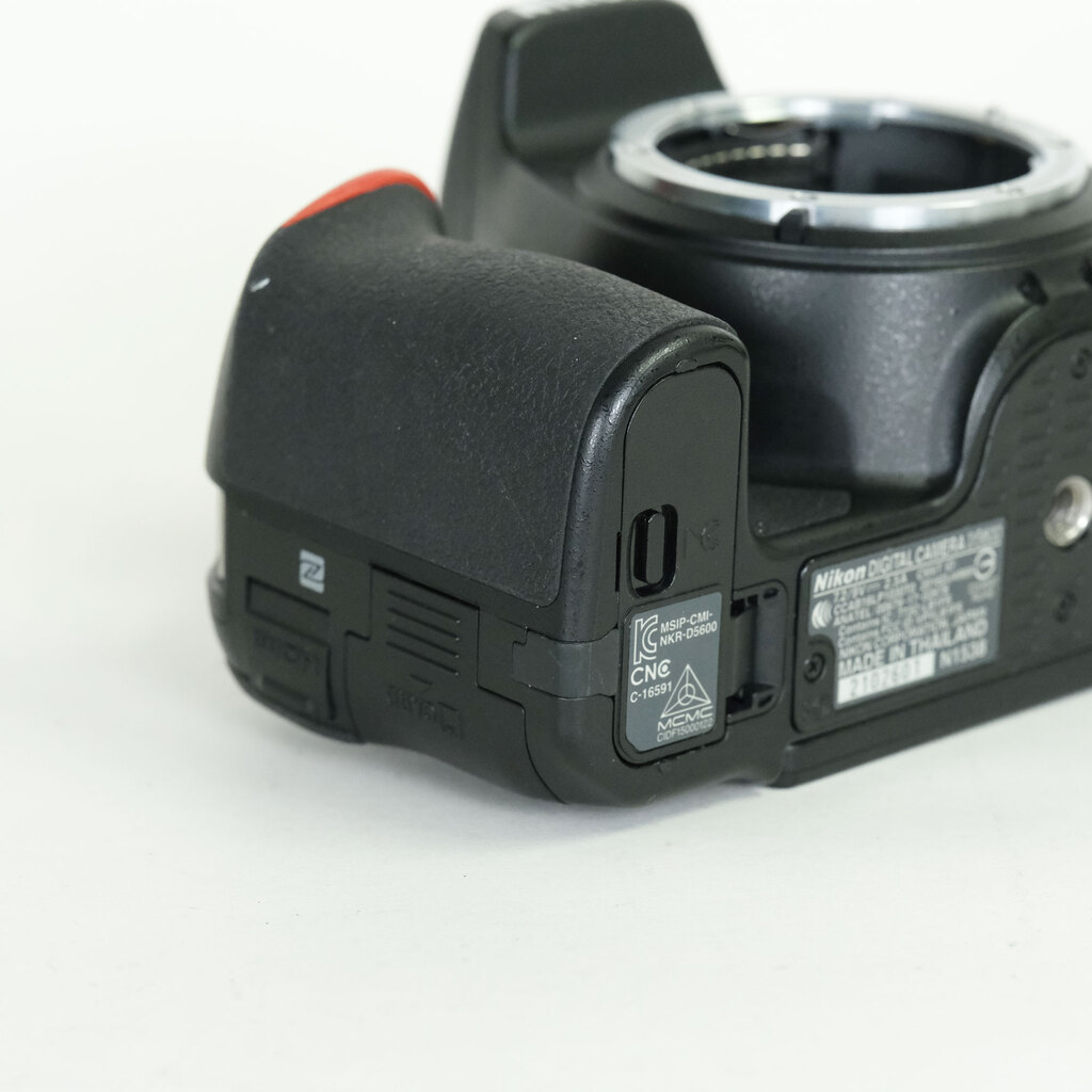 Nikon D5600