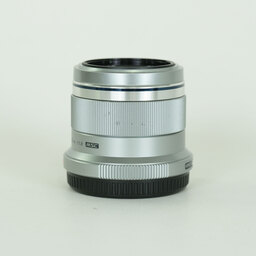 OLYMPUS M.ZUIKO DIGITAL 45mm F1.8