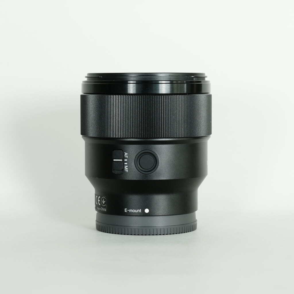 SONY FE 85mm F1.8 SEL85F18