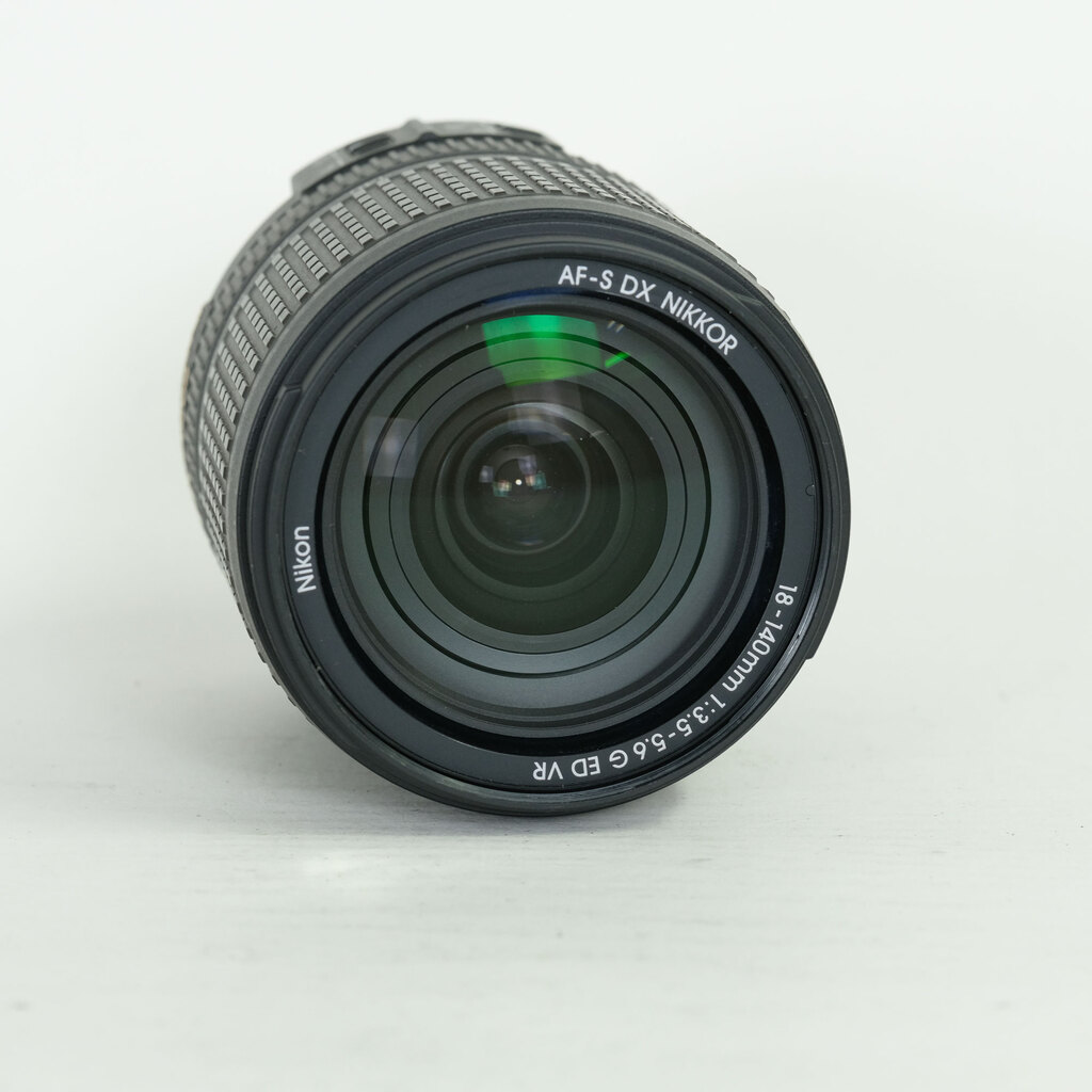 Nikon AF-S DX NIKKOR 18-140mm F3.5-5.6G ED VR
