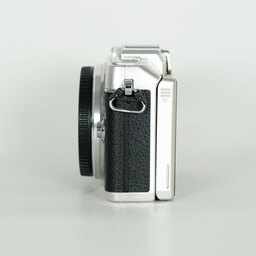 OLYMPUS PEN Lite E-PL7 ボディ シルバー