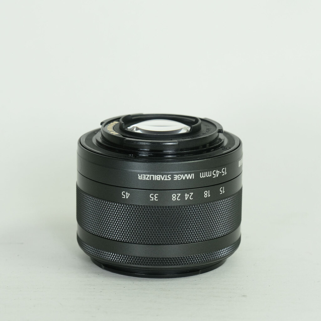 Canon EF-M15-45mm F3.5-6.3 IS STM