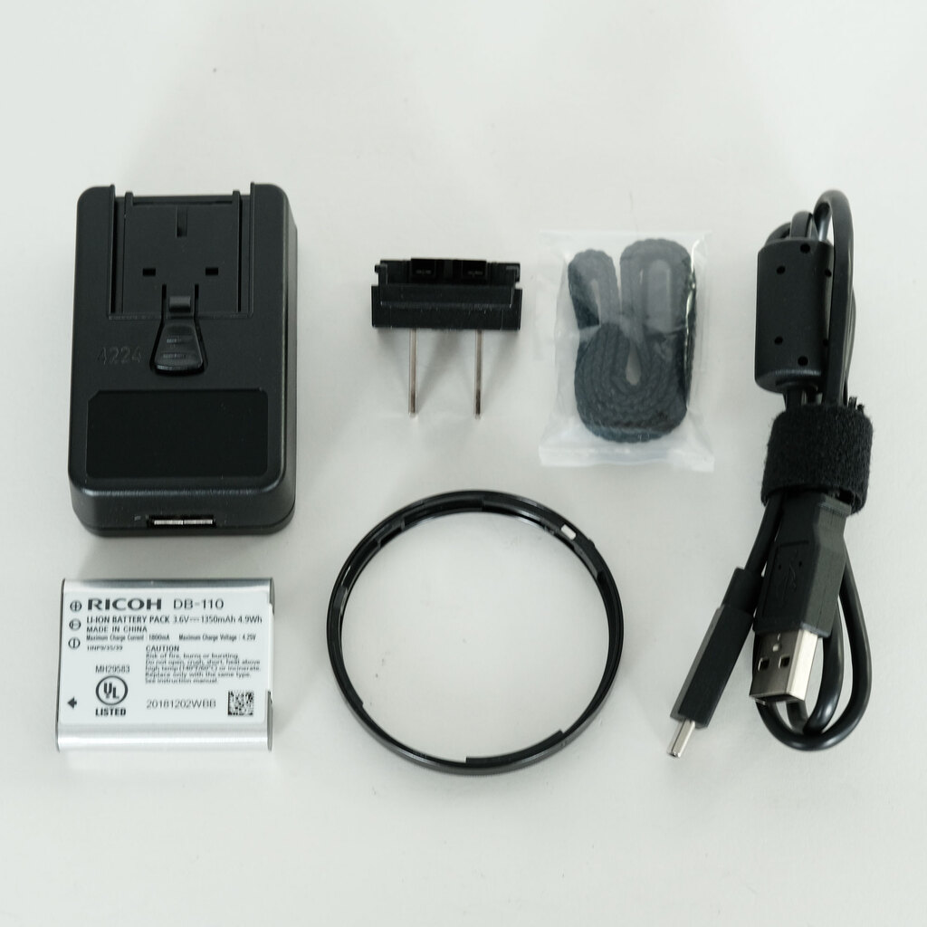 RICOH GR IIIx Urban Edition RICOH GR IIIx Urban Edition