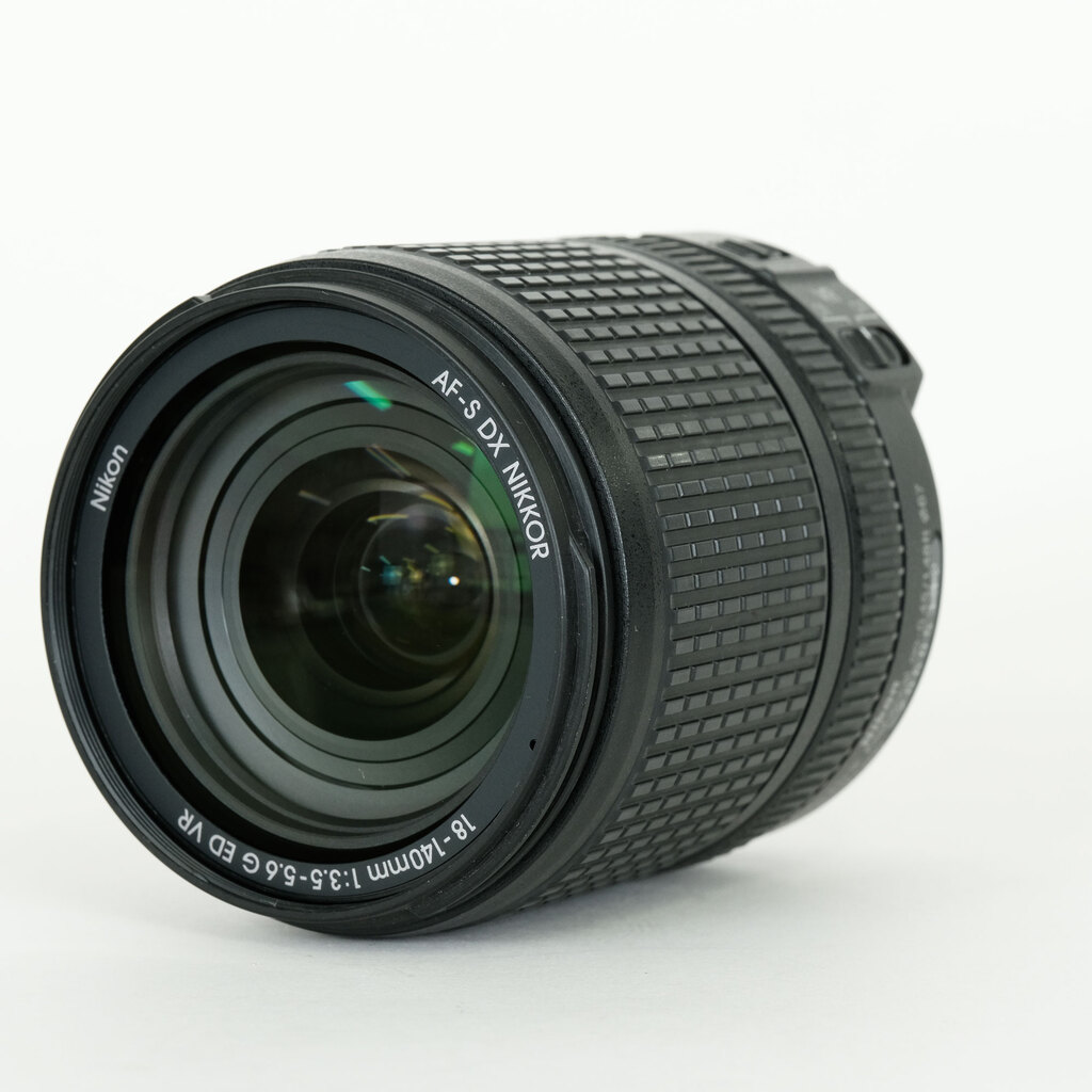 Nikon AF-S DX NIKKOR 18-140mm F3.5-5.6G ED VR