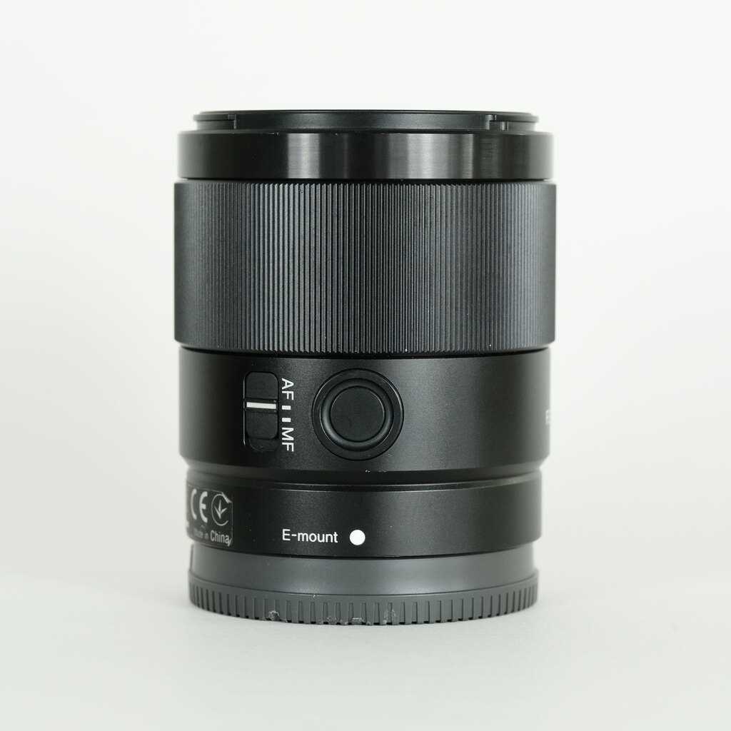 SONY FE 35mm F1.8 SEL35F18F